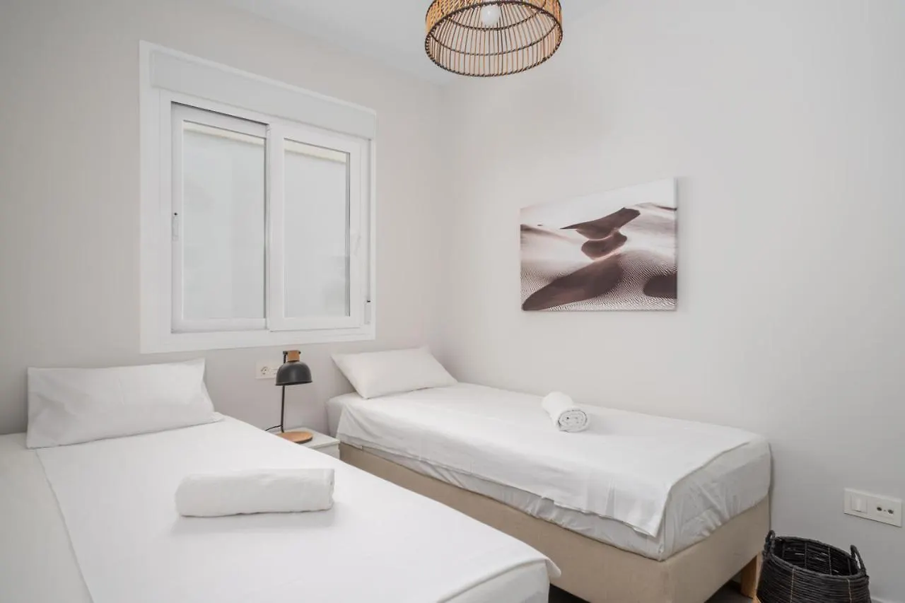 Central Family Accomodation In Fuengirola By Costarentals - Ref 111