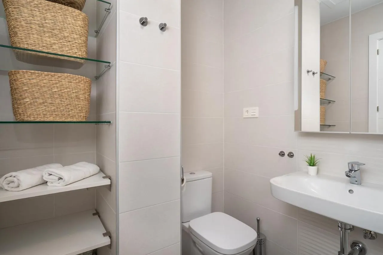 Central Family Accomodation In Fuengirola By Costarentals - Ref 111 Διαμέρισμα